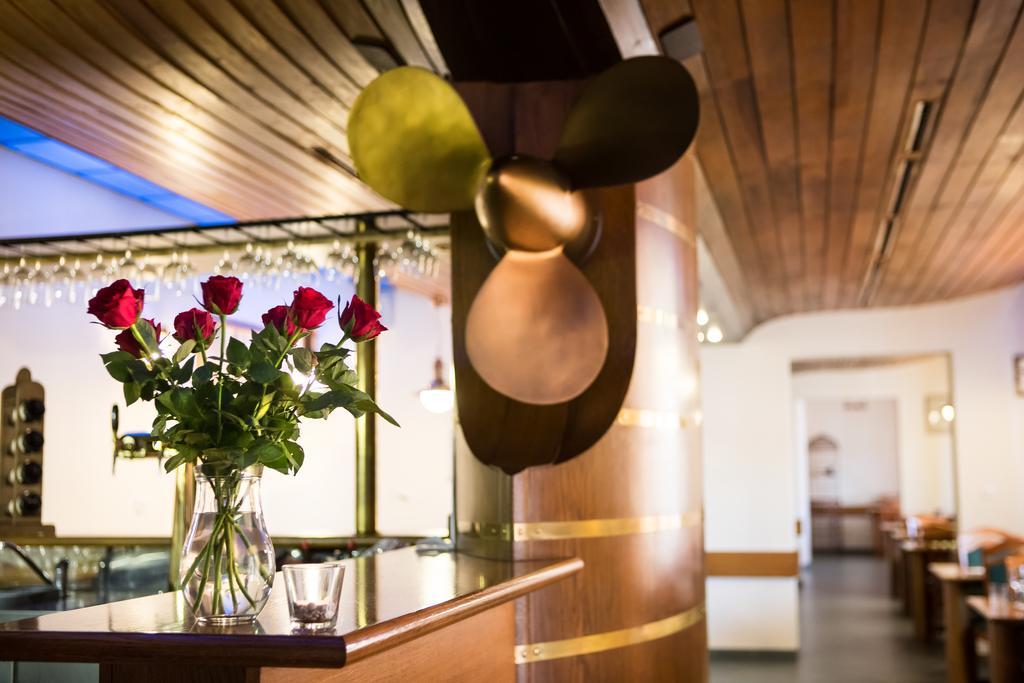 Hotel Laguna チェスケー・ブジェヨヴィツェ エクステリア 写真